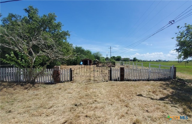 1611 W Broadway Ave, Seadrift, TX 77983 - photo 1