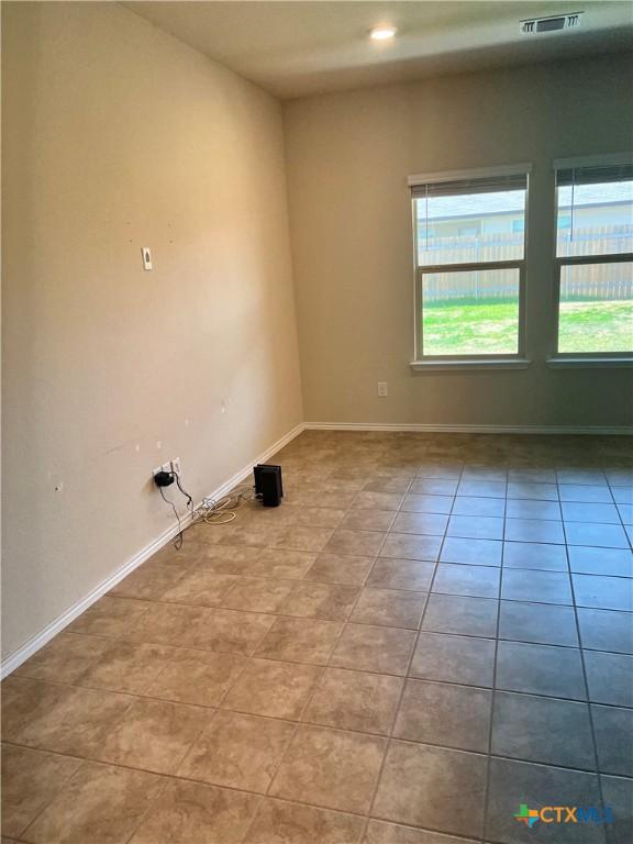 6114 Sally Ride Ln, Killeen, TX 76543 - photo 2