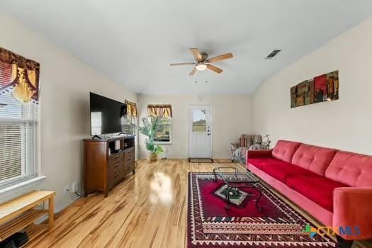 2303 Schwald Rd, Killeen, TX 76543 - living area featuring wood finished floors and a ceiling fan