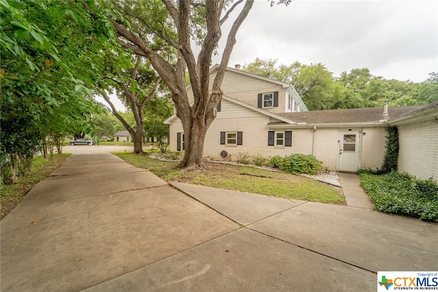 view of front of house