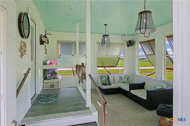 view of sunroom / solarium