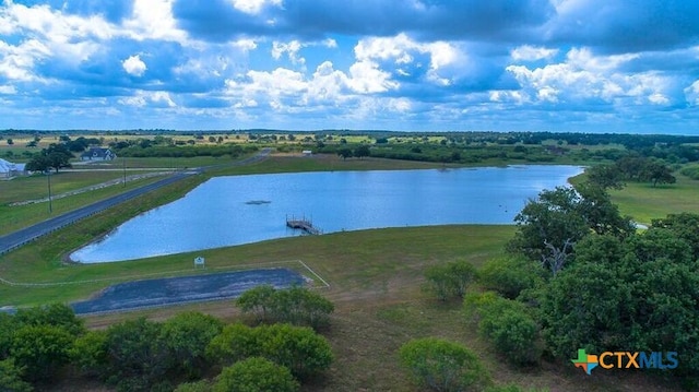 Listing photo 3 for 00 W Crockett St, Luling TX 78648