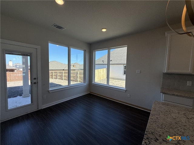 spare room featuring lofted ceiling, ceiling fan, and carpet floors