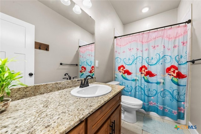 full bath featuring shower / bath combination with curtain, toilet, vanity, and tile patterned floors