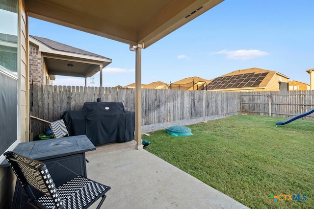 view of yard with a patio