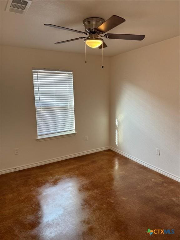 unfurnished room featuring ceiling fan