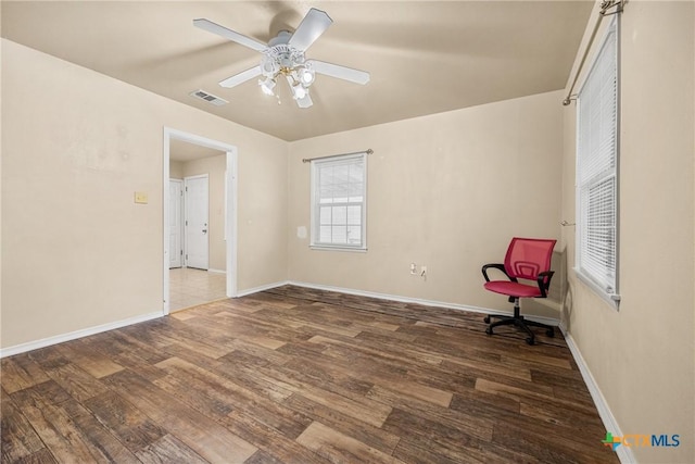 804 Little St, Copperas Cove, TX 76522 - unfurnished room featuring wood finished floors and a ceiling fan
