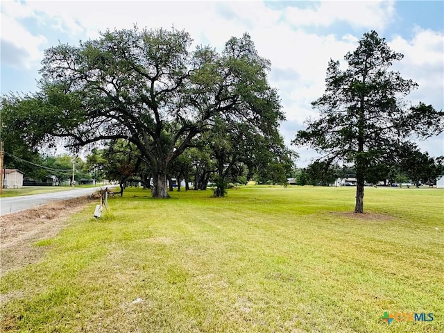 510 Pat Cleburne St, Yoakum, TX 77995