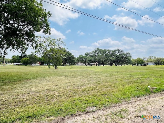 510 Pat Cleburne St, Yoakum, TX 77995