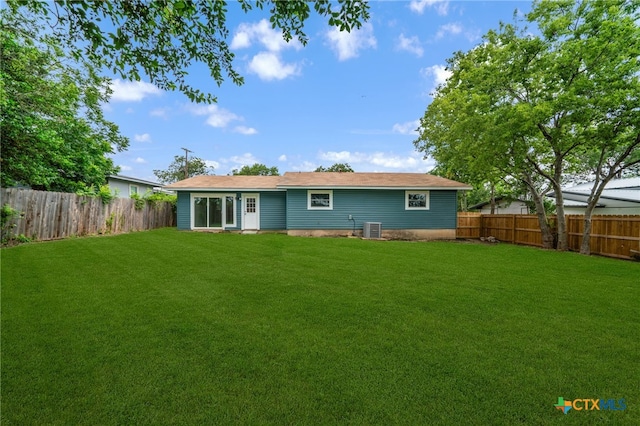 385 W Faust St, New Braunfels, TX 78130 - photo 24