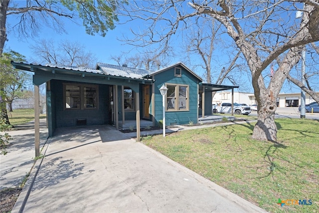 530 E Weinert St, Seguin, TX 78155 - photo 3