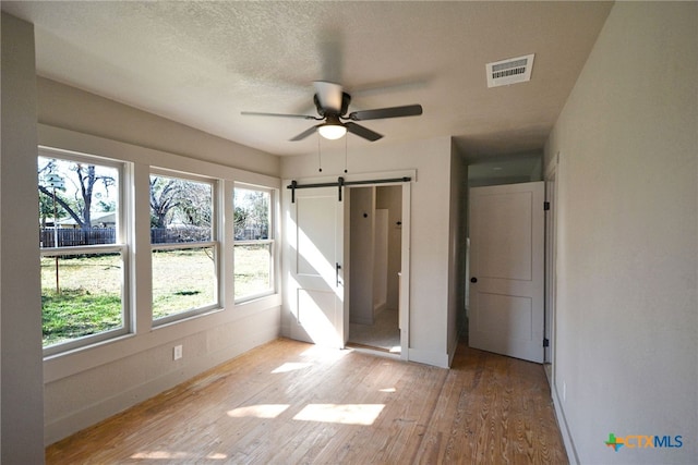 530 E Weinert St, Seguin, TX 78155 - photo 12