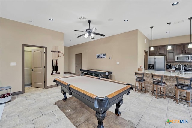 playroom with sink, pool table, and ceiling fan