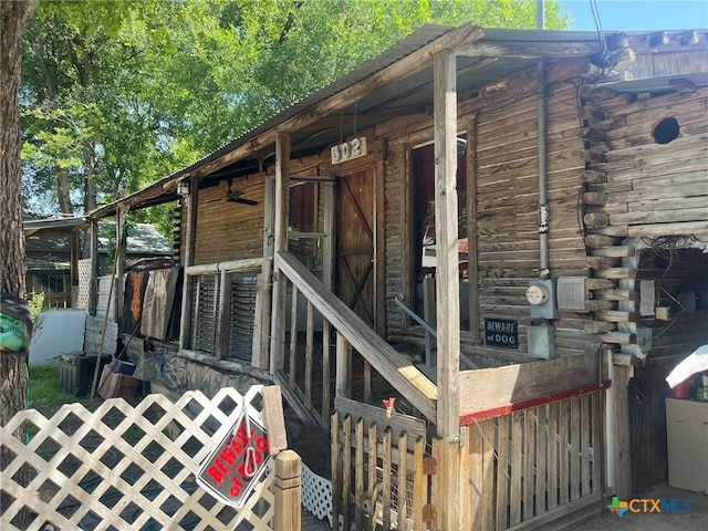 304 Kegley St, Belton, TX 76513 - view of side of home featuring log exterior