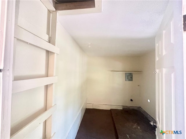 909 S 23rd St, Copperas Cove, TX 76522 - view of hallway