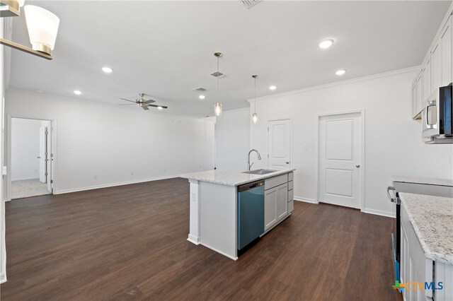 kitchen with pendant lighting, a kitchen island with sink, dark hardwood / wood-style floors, white cabinetry, and stainless steel appliances