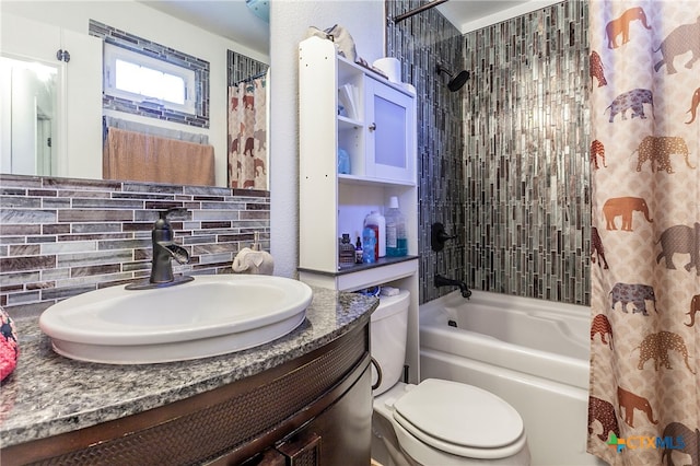 full bathroom with shower / tub combo with curtain, vanity, toilet, and decorative backsplash