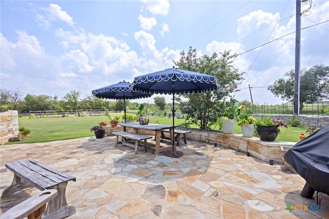 view of patio featuring area for grilling