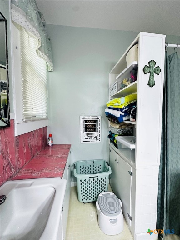 bathroom with sink