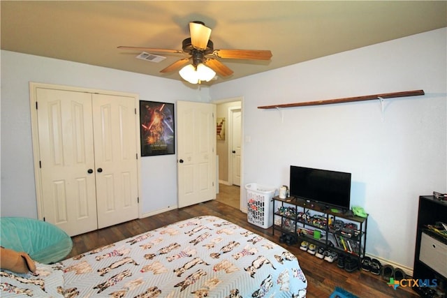 6704 Deorsam Loop, Killeen, TX 76542 - bedroom featuring wood finished floors, a closet, a ceiling fan, and baseboards
