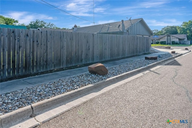 1407 Plantation Rd, Victoria, TX 77904 - exterior space featuring curbs