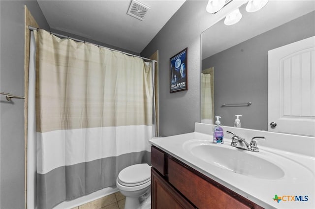 211 W Vega Ln, Killeen, TX 76542 - full bathroom with vanity, toilet, tile patterned flooring, and a shower with curtain