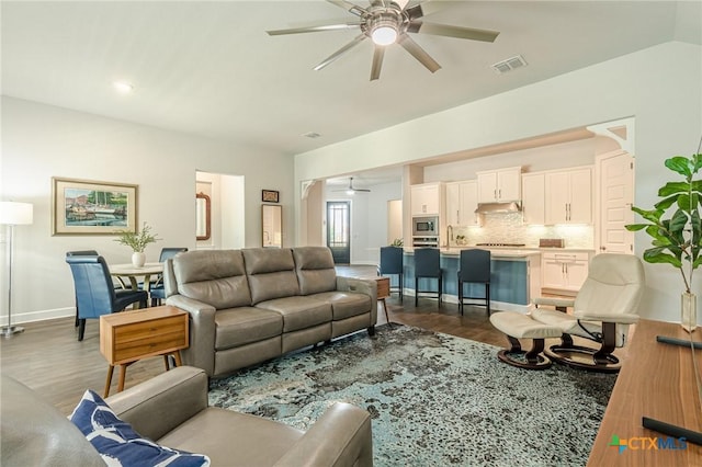 305 Dashing Sycamore St, San Marcos, TX 78666 - photo 19