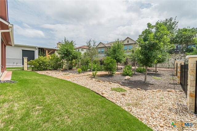 305 Dashing Sycamore St, San Marcos, TX 78666 - photo 35