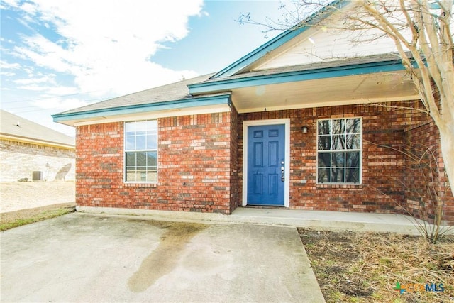 3504 Littleleaf Dr, Killeen, TX 76549 - doorway to property featuring brick siding