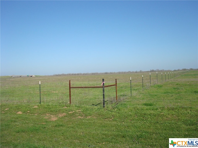 Listing photo 3 for 2764 Tschoepe Rd, Seguin TX 78155