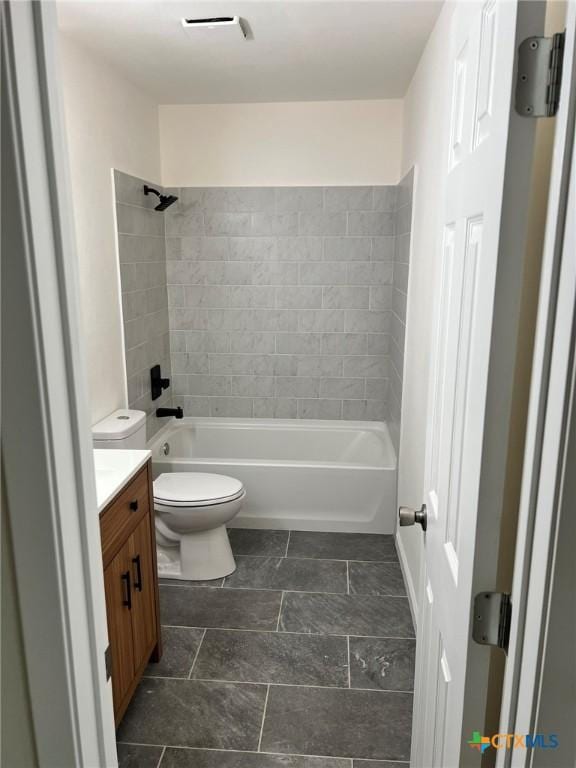 836 Mica Ln, Leander, TX 78641 - bathroom with vanity, toilet, and shower / bath combination