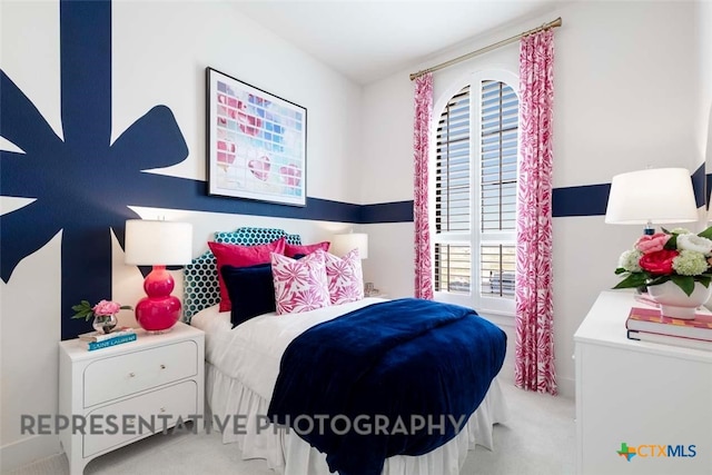 bedroom with carpet flooring