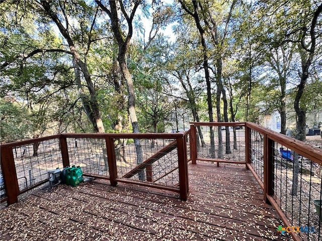 899/901 Hillyer St, San Marcos, TX 78666 - view of wooden terrace