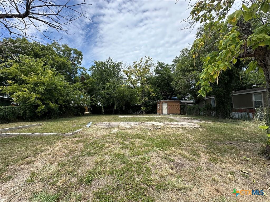 1505 N Goldman St, Victoria, TX 77901 - photo 2