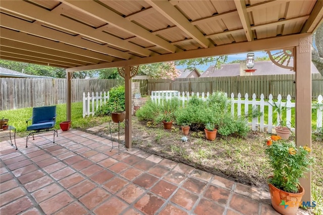 112 Laramie Dr, Victoria, TX 77904 - fenced backyard featuring a patio area