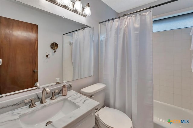 112 Laramie Dr, Victoria, TX 77904 - bathroom featuring vanity and shower / tub combo