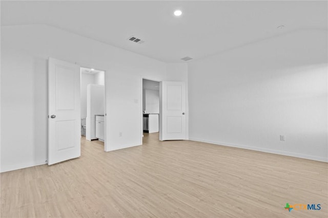 9063 Rancher Trl, Seguin, TX 78155 - unfurnished bedroom featuring light wood-style floors, baseboards, and recessed lighting
