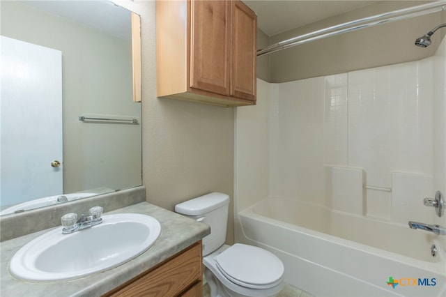 1012 N Beal St, Belton, TX 76513 - bathroom with vanity and  shower combination