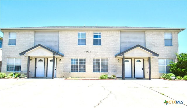 1607 Dugger Cir, Killeen, TX 76543 - photo 1