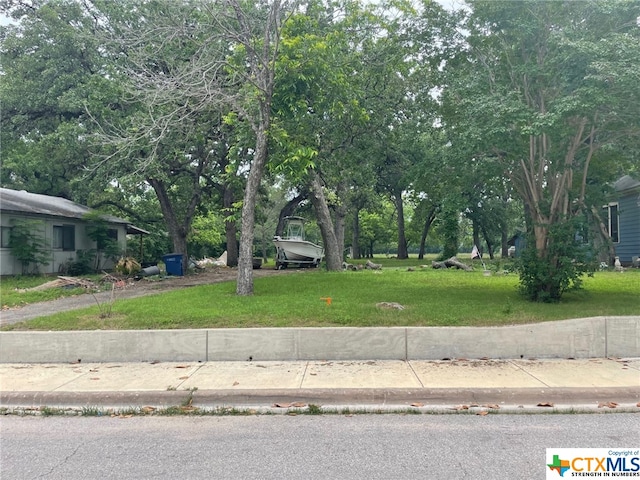 Listing photo 3 for 519 Thrasher Ln, Austin TX 78741