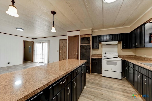 kitchen featuring white range with electric stovetop, light hardwood / wood-style floors, a textured ceiling, decorative light fixtures, and ornamental molding