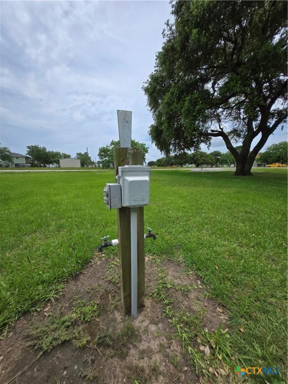 248 Stovall Dr, Palacios, TX 77465