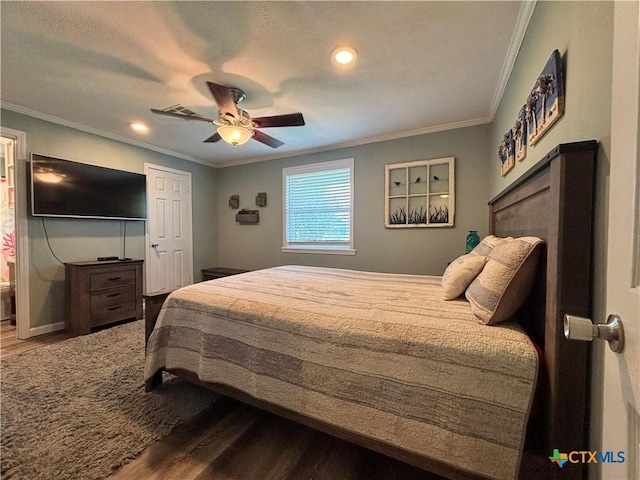 1403 Bill Tindall Ave, Seadrift, TX 77983 - bedroom featuring wood finished floors, ornamental molding, a ceiling fan, and recessed lighting