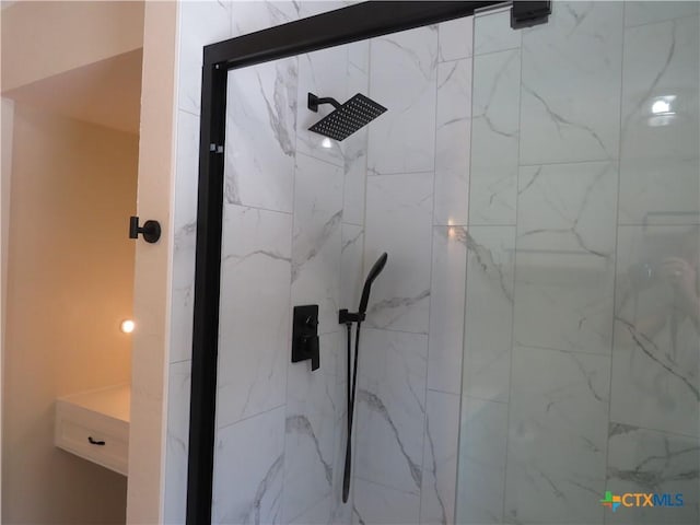 213 Tracy Ln, Victoria, TX 77904 - full bathroom featuring a marble finish shower