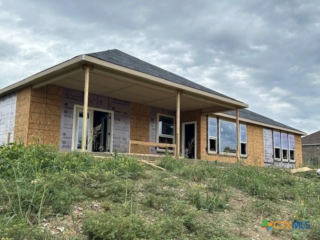 753 Northern Hills Rd, Copperas Cove, TX 76522 - back of property featuring covered porch