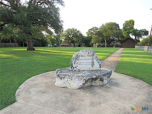 1104 N Blair St, Belton, TX 76513 - view of home's community