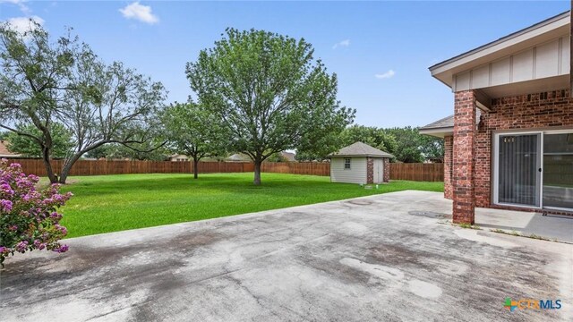 180 Castlewood Dr, Seguin, TX 78155 - photo 20