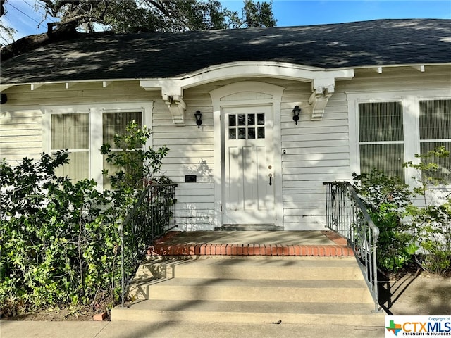 view of entrance to property