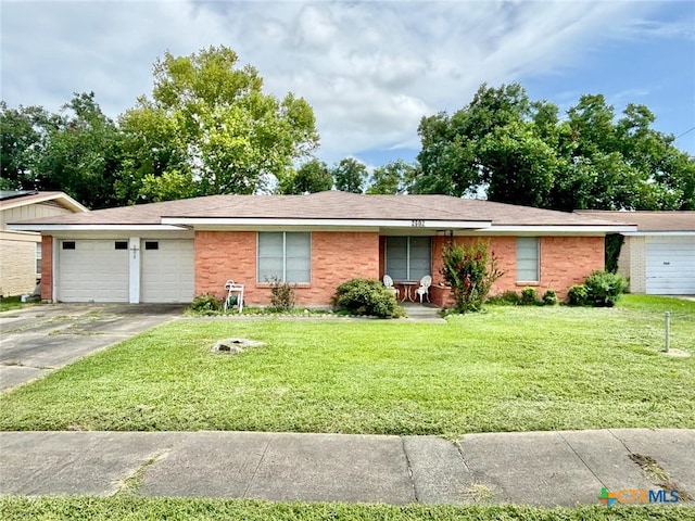 2602 E Poplar Ave, Victoria, TX 77901 - photo 1