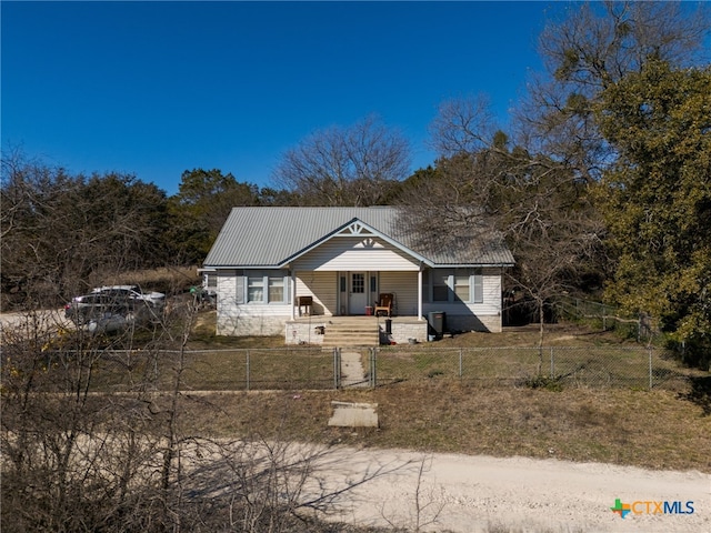 3041 Fm 1113, Copperas Cove, TX 76522 - bungalow featuring a porch
